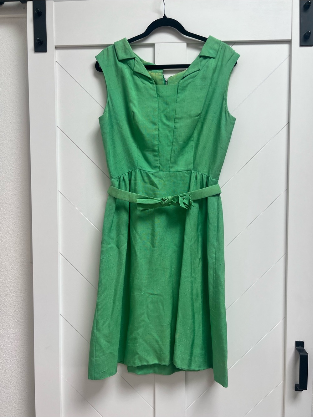 Classic Mad Men Style Vintage 1950’s-1960’s Green Fit-and-Flare Dress with Belt
